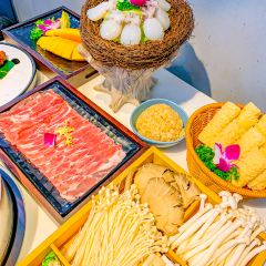 Meng Da Da Coconut Chicken (Yalong Bay Forest Park Branch) User Photo