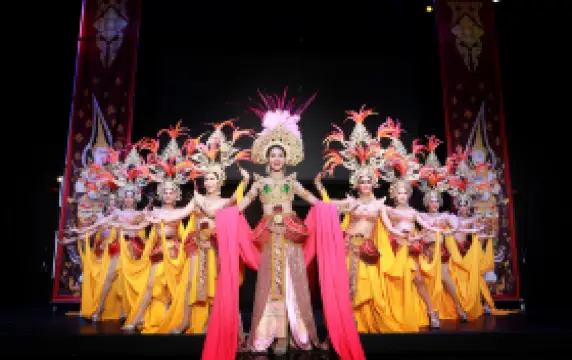 清邁暹羅龍人妖秀