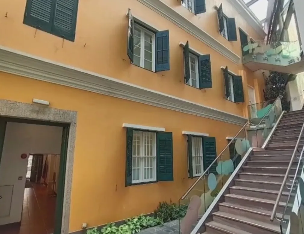 4_Sir Robert Ho Tung Library