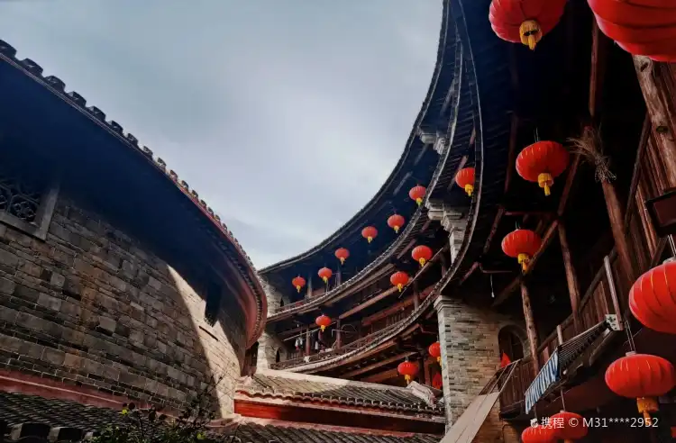 Hotels near Zhenfu Building