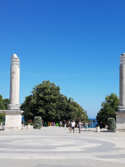 Central entrance Sea Garden