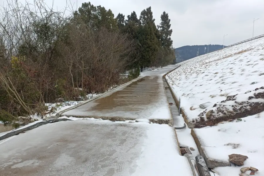 Jingshan Huitinghu National Water Conservancy Scenic Area