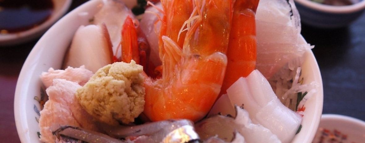 Seafood market Nagasakiko Dejima wharf