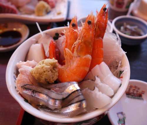 Seafood market Nagasakiko Dejima wharf