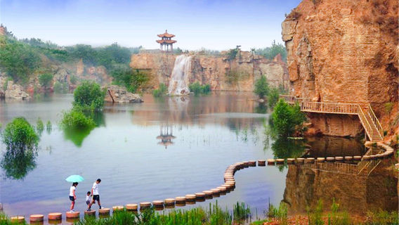 Yangshan Ancient Town Military Tourism Area