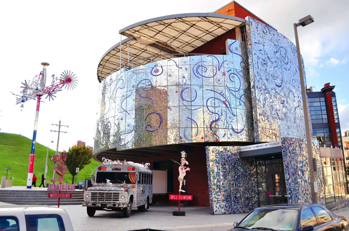 Hotels near American Visionary Art Museum