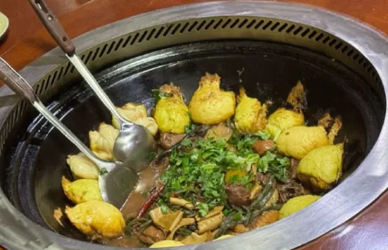 俊家鐵鍋燉魚(丹東店)