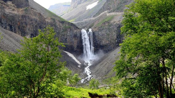 Changbai Mountain National Nature Reserve - Yuehua Twin Waterfalls