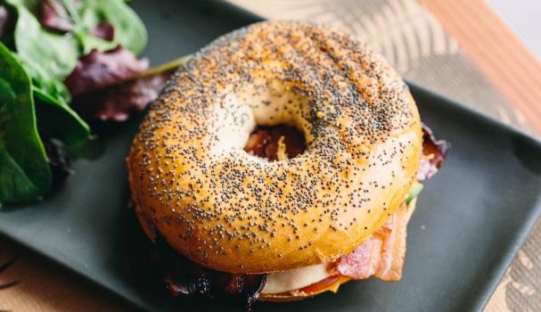 Best Bagel & Coffee