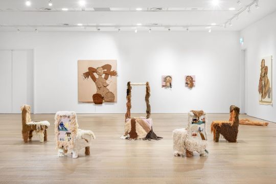 《始終在外》Tŷ Pawb呈現安雅·潘茨爾個展 | Ty Pawb