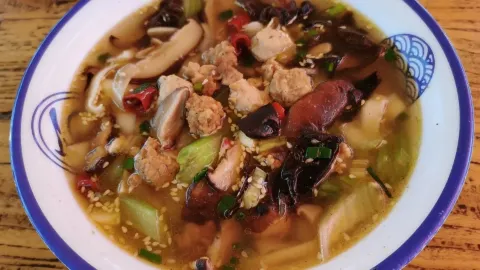 南泥湾香菇面 in Yan'an