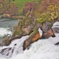 น้ำตกไรน์ (Rheinfall, Rhine falls)