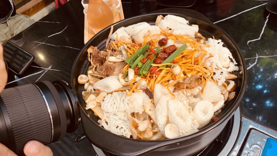 JUN WO ZI YE SHENG JUN HUO GUO HUO PIAO YANG ROU HUO GUO