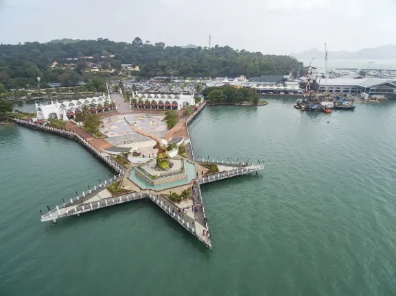 Flug nach Langkawi