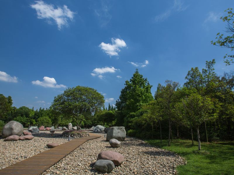 Path of Prehistoric Hetian Jade