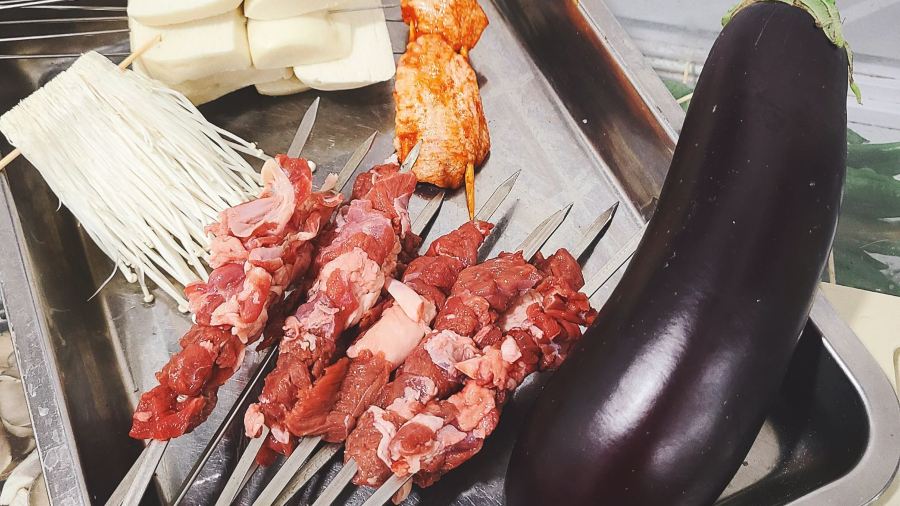 烧烤客栈碳烤羊腿(红叶店)