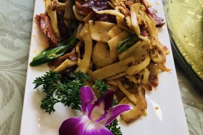 Shitongtian Restaurant • Authentic Zhenan Cuisine