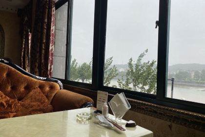 爵士岛咖啡(鹿溪广场店)