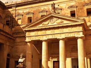 Voli Stoccarda Lecce diretti