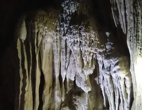 Maogan Qianlong Cave