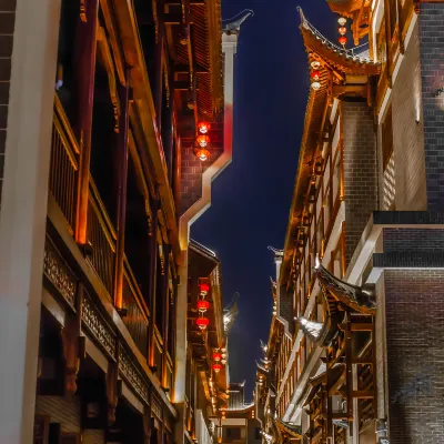 Отели рядом с достопримечательностью «»