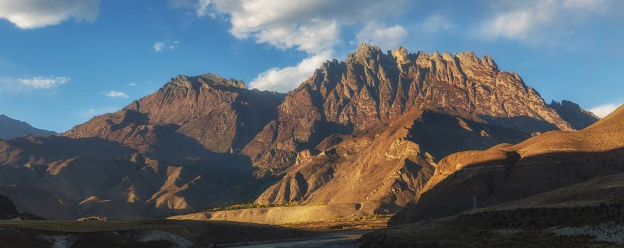 Zharishen Mountain