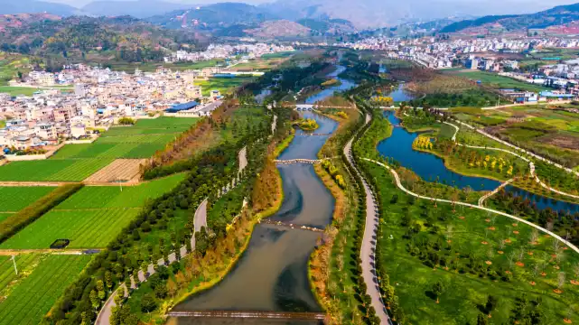 Hotels near Dianxi River