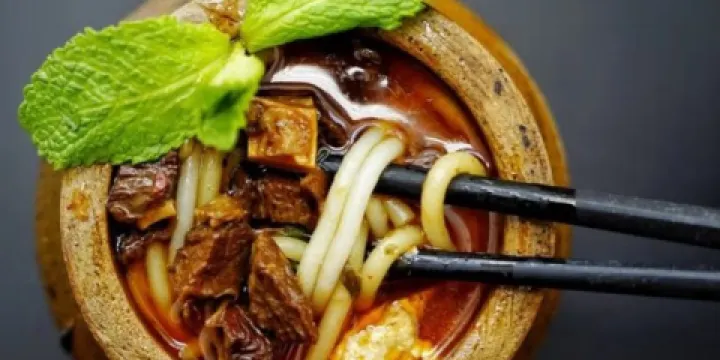 雲平風味園(護國路店)