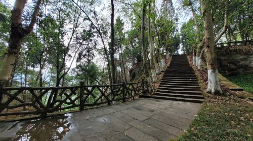 Longgang Mountain