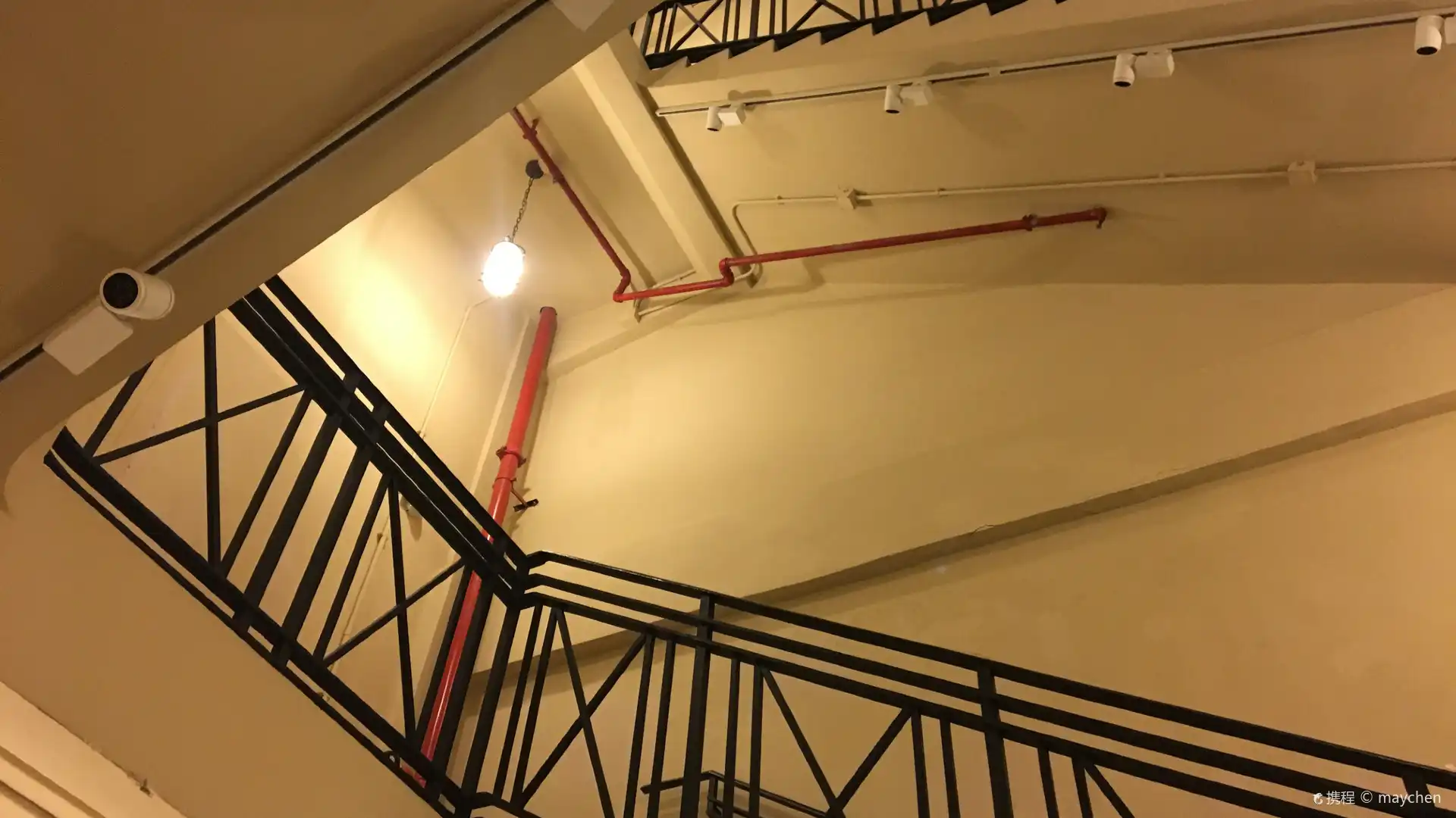 鄰近畢打行的酒店