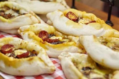 11 Inch Pizza Little Collins