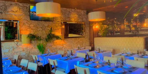 Mezzaluna Italian Food