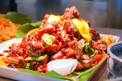 保利皇冠假日酒店·月色西餐厅