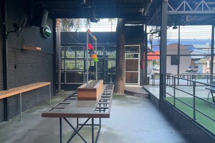 99 Live House Pattaya