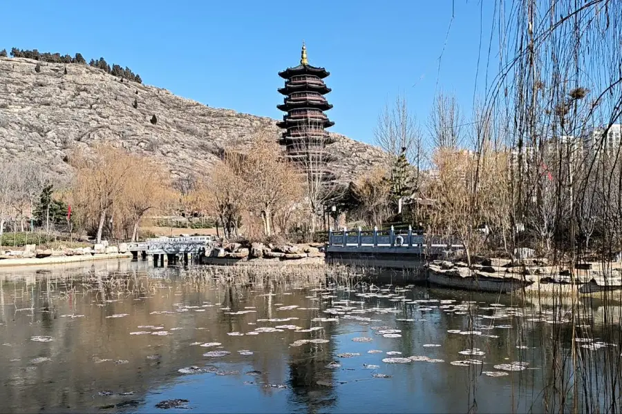 梁山春園景區