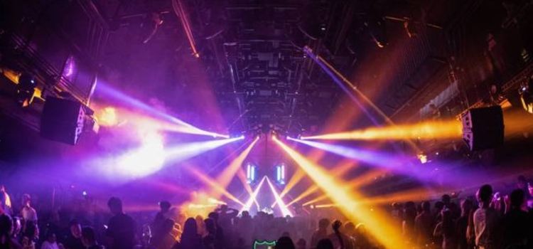 CLUB ILLUSION