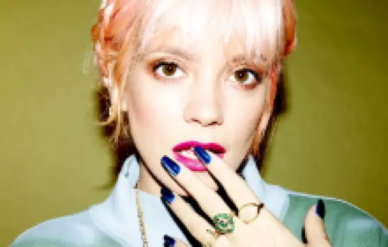 London | Lily Allen: Performs West End Girl