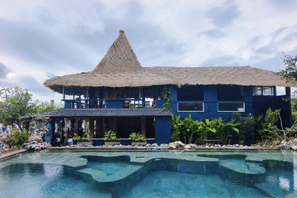 Malini Uluwatu - SEAFOOD & SUNSET