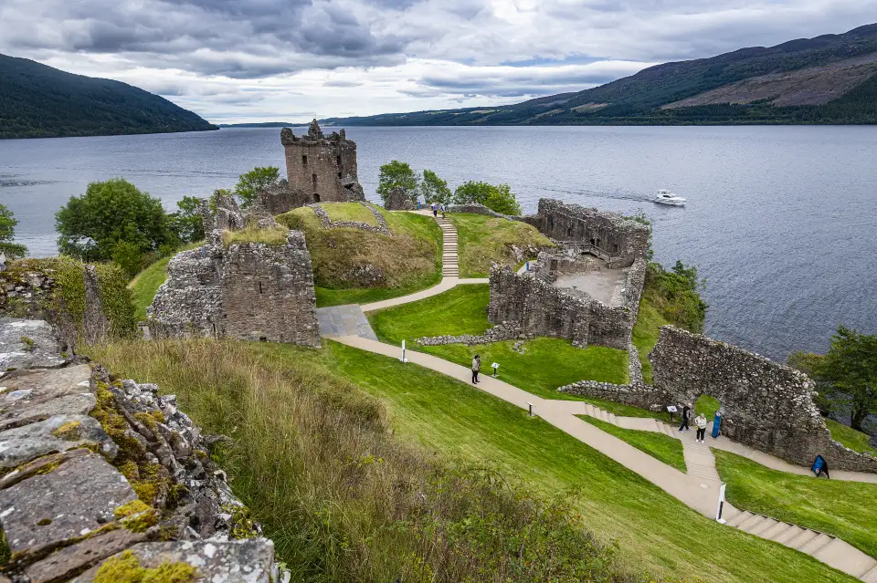 2_Loch Ness