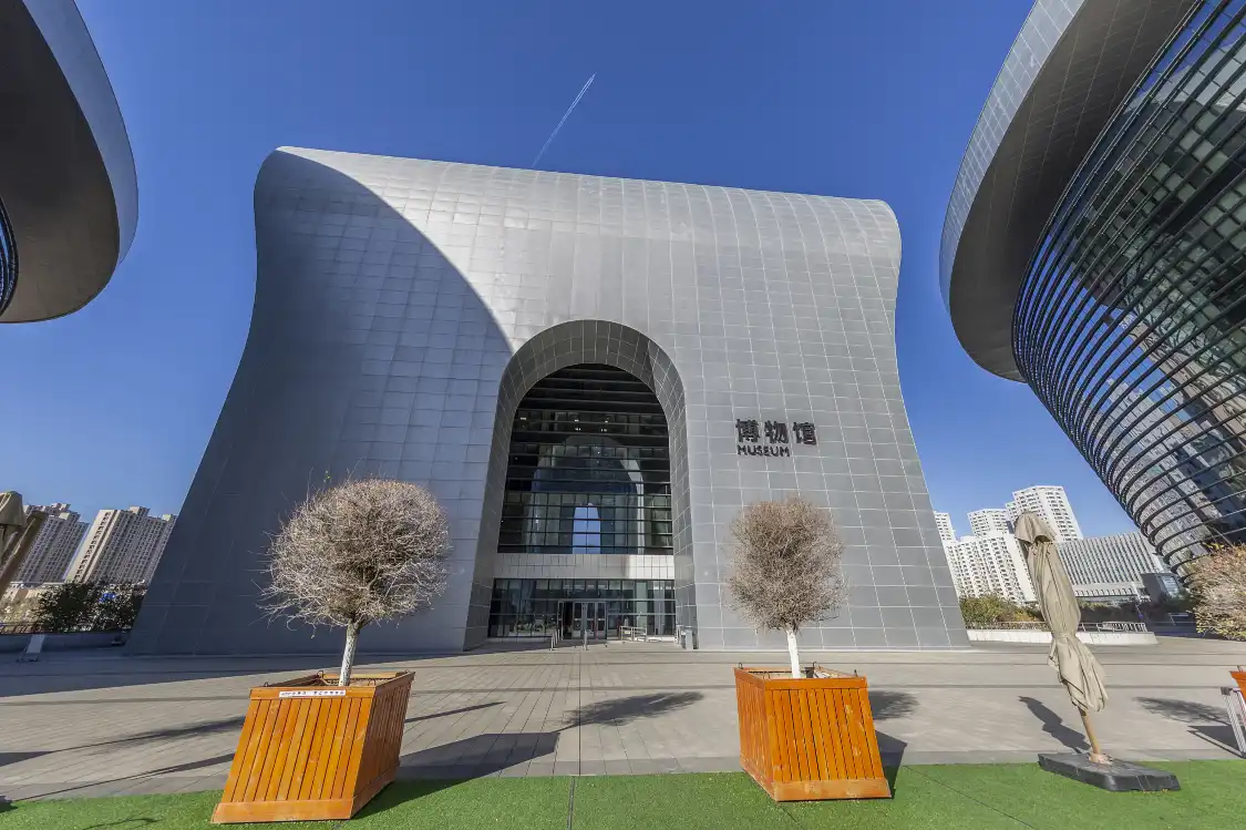 Hotels near Urumqi Museum (New Hall)