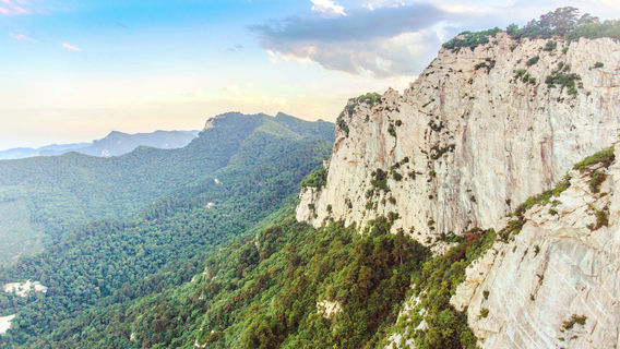 Daluhua Yunyansi Scenic Area