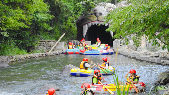 Shengjing Mountain Rafting