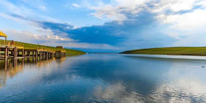 巴音布魯克天鵝湖