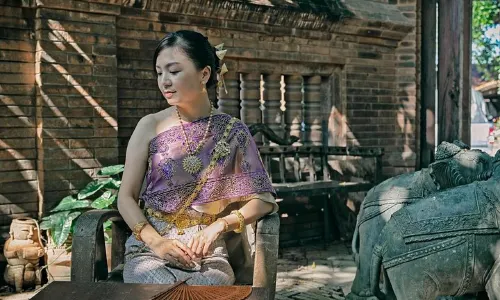 Thai Costume Experience in Chiang Mai