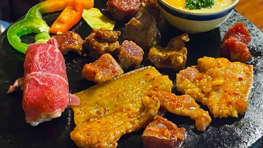 Cửa hàng nướng Mậu Dịch