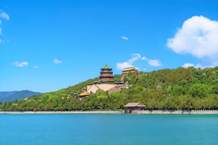 Hotels near Wanshou Mountain