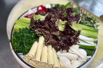 经典老菜坊·开封灌汤包