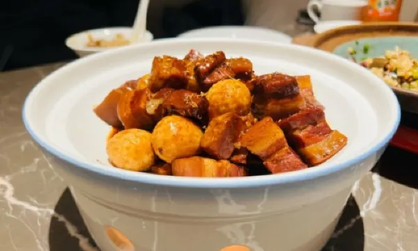 呂氏焗小鮮•海鮮青島菜（五四廣場總店）