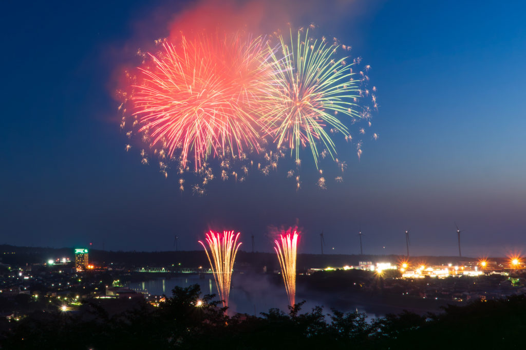 Honjo River Festival Fireworks Display | Yurihonjo