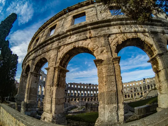 Hôtels à Pula avec parking